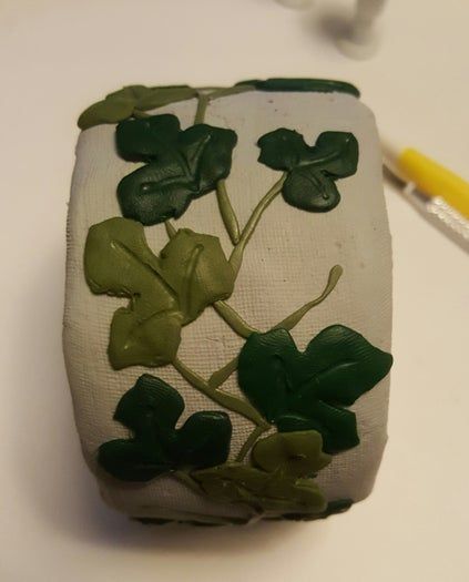 空纸筒手工腕带制作教程-聚合物粘土花朵装饰-第10张图片-趣作屋 空纸筒手工腕带制作教程-聚合物粘土花朵装饰-第10张图片-趣作屋