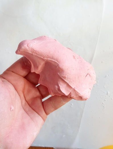 低成本自制硅胶模具教程-硅胶填缝剂与玉米淀粉制作指南-第9张图片-趣作屋