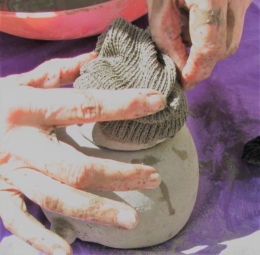 低成本水泥地精DIY教程-庭院装饰手作指南-第23张图片-趣作屋