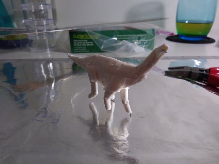 高精度微型恐龙模型制作全攻略-第8张图片-趣作屋