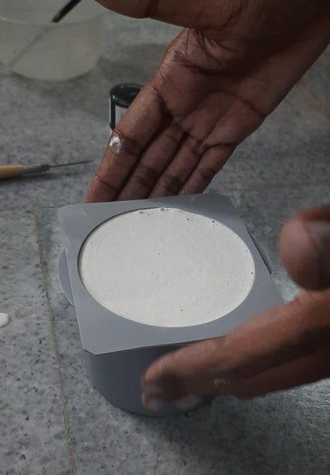 低成本混凝土花盆DIY教程:艺术与园艺的完美结合-第9张图片-趣作屋 低成本混凝土花盆DIY教程:艺术与园艺的完美结合-第9张图片-趣作屋