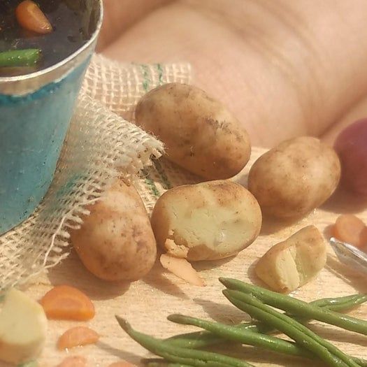 手作迷你炖菜板教程:聚合物粘土蔬菜制作全攻略-第2张图片-趣作屋 手作迷你炖菜板教程:聚合物粘土蔬菜制作全攻略-第2张图片-趣作屋