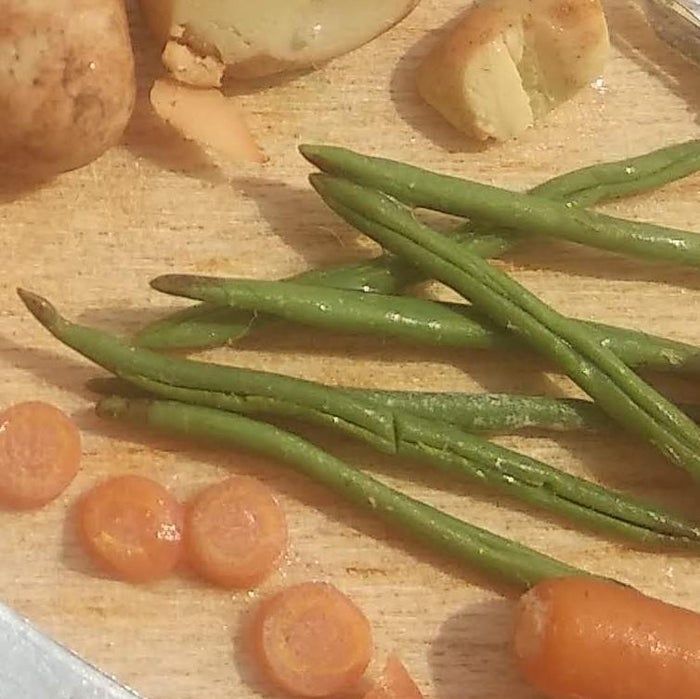 手作迷你炖菜板教程:聚合物粘土蔬菜制作全攻略-第10张图片-趣作屋 手作迷你炖菜板教程:聚合物粘土蔬菜制作全攻略-第10张图片-趣作屋