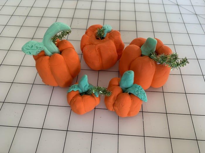 简易粘土南瓜造型制作教程-第20张图片-趣作屋