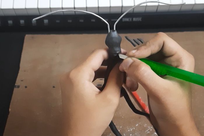 低成本手工制作魔法规培生物波克特笔座教程-第8张图片-趣作屋 低成本手工制作魔法规培生物波克特笔座教程-第8张图片-趣作屋