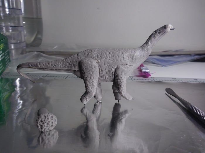 高精度微型恐龙模型制作全攻略-第13张图片-趣作屋