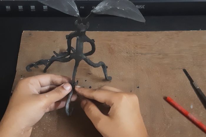 低成本手工制作魔法规培生物波克特笔座教程-第17张图片-趣作屋 低成本手工制作魔法规培生物波克特笔座教程-第17张图片-趣作屋