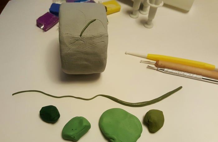 空纸筒手工腕带制作教程-聚合物粘土花朵装饰-第7张图片-趣作屋 空纸筒手工腕带制作教程-聚合物粘土花朵装饰-第7张图片-趣作屋