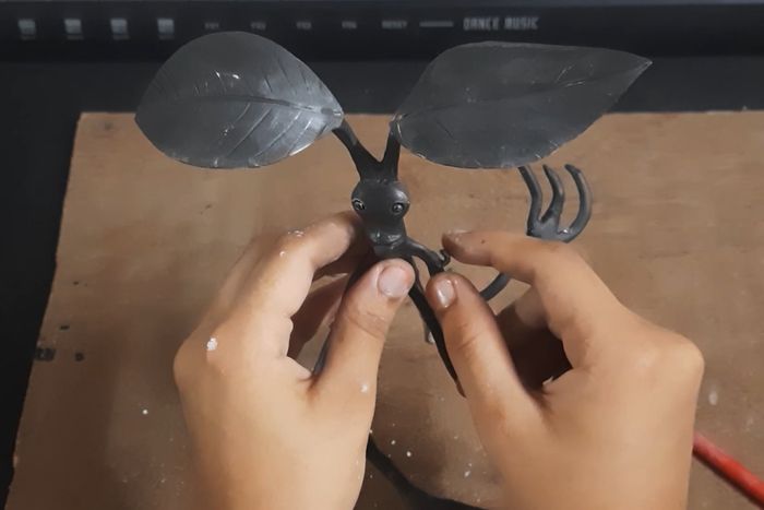 低成本手工制作魔法规培生物波克特笔座教程-第16张图片-趣作屋 低成本手工制作魔法规培生物波克特笔座教程-第16张图片-趣作屋