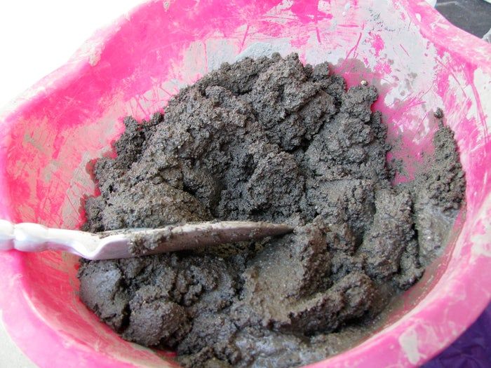 低成本水泥地精DIY教程-庭院装饰手作指南-第7张图片-趣作屋