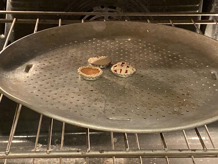 软陶手工制作迷你派教程-第14张图片-趣作屋 软陶手工制作迷你派教程-第14张图片-趣作屋