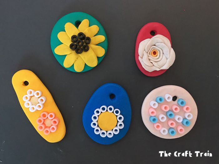 亲子手工DIY：软陶拼豆吊坠制作教程-第3张图片-趣作屋