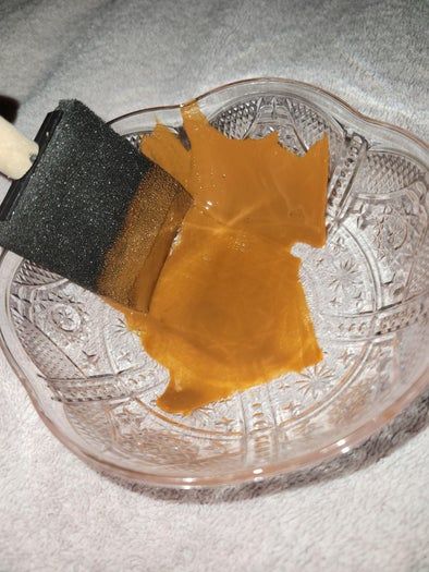 一元店塑料碗变身复古橙色吊灯DIY教程-第4张图片-趣作屋