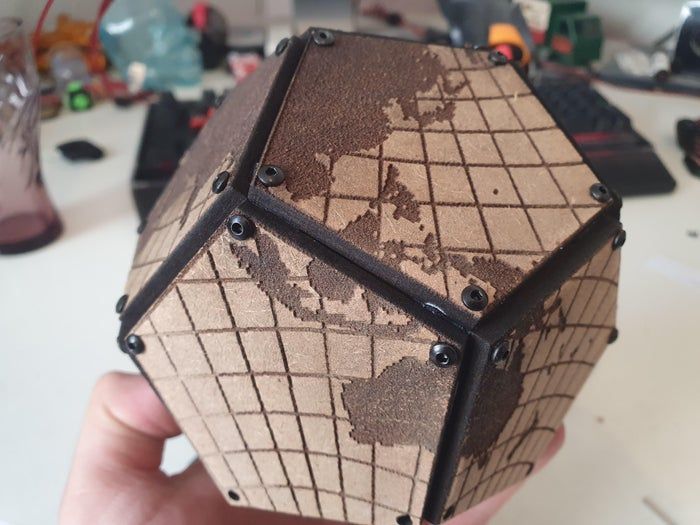 用密度板和3D打印打造十二面体地球模型,附详细制作教程-第12张图片-趣作屋 用密度板和3D打印打造十二面体地球模型,附详细制作教程-第12张图片-趣作屋