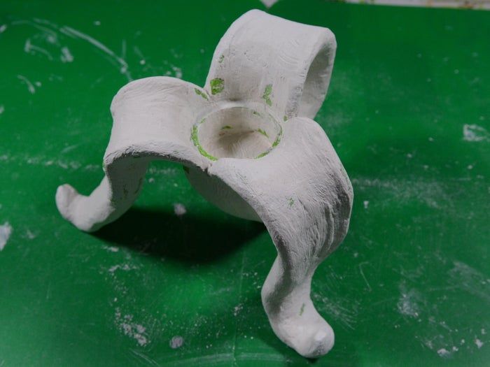 手工制作香蕉蜡烛架教程:用3D打印和石膏DIY创意家居装饰-第5张图片-趣作屋 手工制作香蕉蜡烛架教程:用3D打印和石膏DIY创意家居装饰-第5张图片-趣作屋