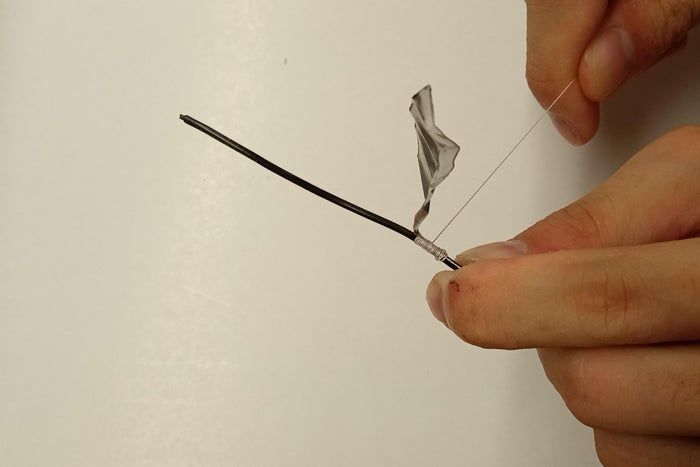 低成本手工制作仿真花教程，用废旧材料打造自然装饰-第10张图片-趣作屋