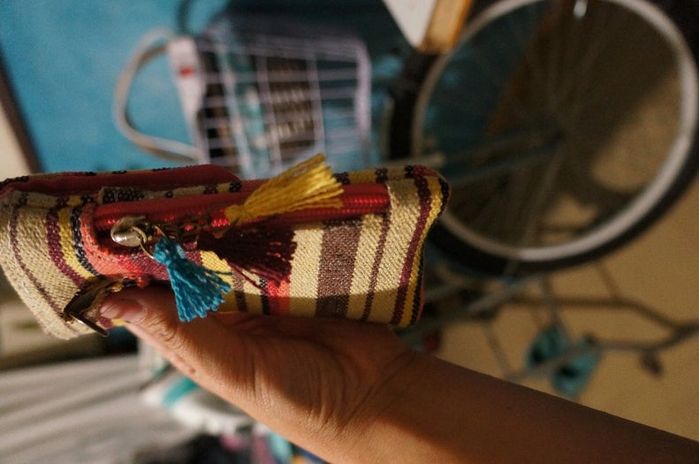 墨西哥传统风格手机包DIY教程:手工缝制与创意装饰-第20张图片-趣作屋 墨西哥传统风格手机包DIY教程:手工缝制与创意装饰-第20张图片-趣作屋