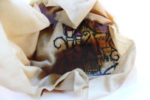 复古刺绣书制作教程:打造个性化古老风格书籍-第7张图片-趣作屋 复古刺绣书制作教程:打造个性化古老风格书籍-第7张图片-趣作屋