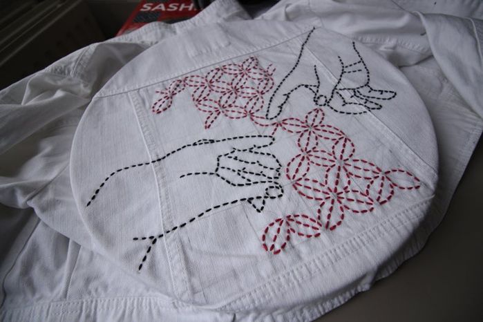 DIY牛仔夹克Sashiko刺绣教程:从零开始的创意手工改造-第41张图片-趣作屋 DIY牛仔夹克Sashiko刺绣教程:从零开始的创意手工改造-第41张图片-趣作屋