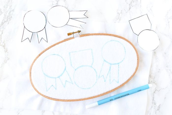 手工刺绣奖章贴片制作指南-第6张图片-趣作屋