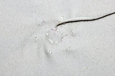 手工刺绣抱枕教程:用阿米什立体刺绣打造温暖礼物-第4张图片-趣作屋 手工刺绣抱枕教程:用阿米什立体刺绣打造温暖礼物-第4张图片-趣作屋