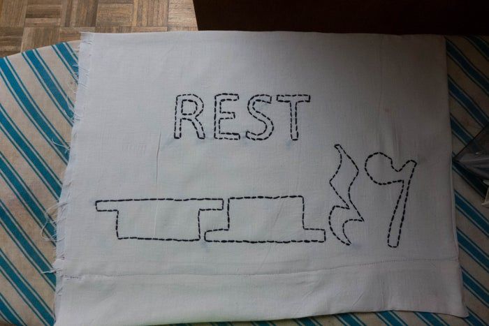 手工刺绣枕头制作教程-第13张图片-趣作屋 手工刺绣枕头制作教程-第13张图片-趣作屋