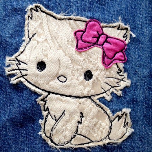 低成本机绣手工教程：用缝纫机制作个性化礼物全攻略-第1张图片-趣作屋