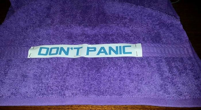 手工刺绣毛巾教程:低成本制作‘别慌’毛巾-第4张图片-趣作屋 手工刺绣毛巾教程:低成本制作‘别慌’毛巾-第4张图片-趣作屋