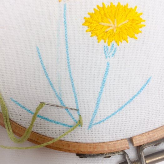 手工刺绣蒲公英花朵教程｜初学者也能掌握的刺绣技巧-第12张图片-趣作屋