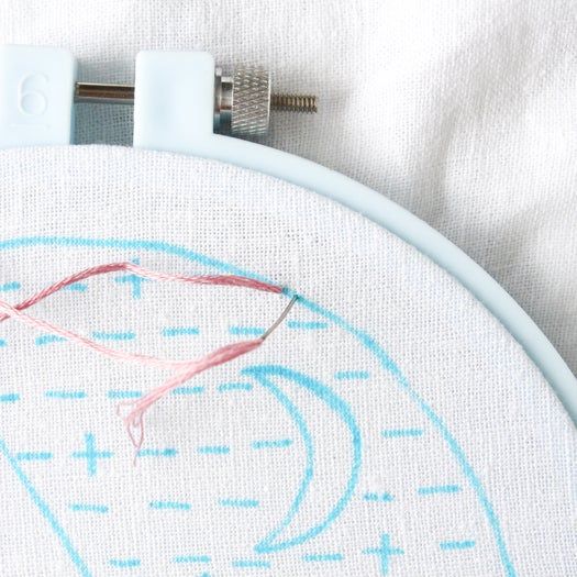 免费山景刺绣针法教程:掌握8种基础刺绣技巧-第7张图片-趣作屋 免费山景刺绣针法教程:掌握8种基础刺绣技巧-第7张图片-趣作屋