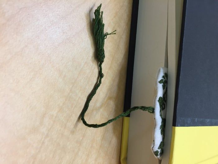 手工刺绣流苏书签制作教程-第2张图片-趣作屋 手工刺绣流苏书签制作教程-第2张图片-趣作屋