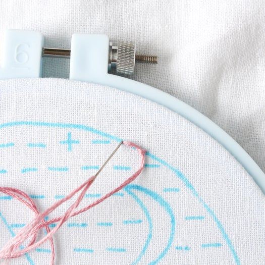 免费山景刺绣针法教程:掌握8种基础刺绣技巧-第11张图片-趣作屋 免费山景刺绣针法教程:掌握8种基础刺绣技巧-第11张图片-趣作屋