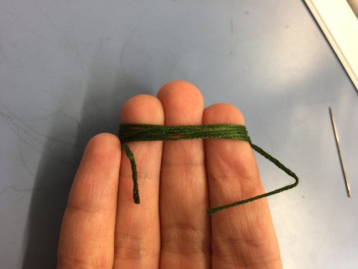 手工刺绣流苏书签制作教程-第15张图片-趣作屋 手工刺绣流苏书签制作教程-第15张图片-趣作屋