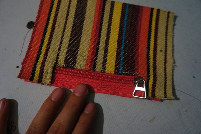 墨西哥传统风格手机包DIY教程:手工缝制与创意装饰-第10张图片-趣作屋 墨西哥传统风格手机包DIY教程:手工缝制与创意装饰-第10张图片-趣作屋