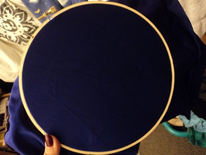 手工刺绣肖像教程：低成本制作个性化圣诞礼物-第7张图片-趣作屋