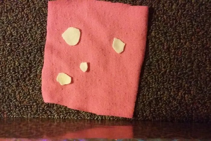 手工缝制小枕头教程:简单10步打造个性靠枕-第15张图片-趣作屋 手工缝制小枕头教程:简单10步打造个性靠枕-第15张图片-趣作屋