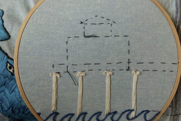 手工刺绣入门教程：掌握回针绣、茎状绣与缎面绣技巧-第14张图片-趣作屋