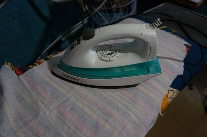 墨西哥传统风格手机包DIY教程:手工缝制与创意装饰-第5张图片-趣作屋 墨西哥传统风格手机包DIY教程:手工缝制与创意装饰-第5张图片-趣作屋