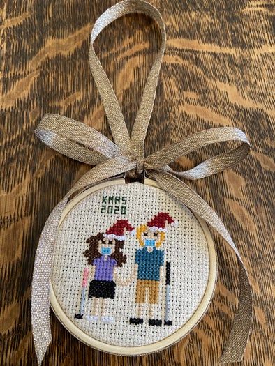 圣诞节十字绣装饰品DIY教程:手工制作个性化挂饰-第19张图片-趣作屋 圣诞节十字绣装饰品DIY教程:手工制作个性化挂饰-第19张图片-趣作屋