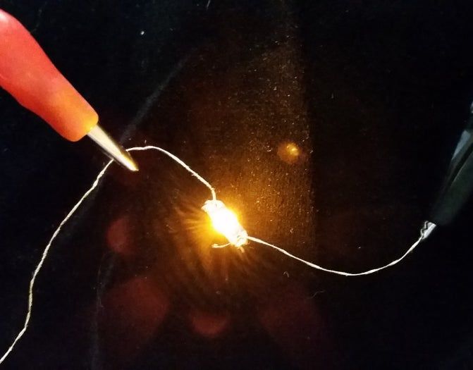 用金属线制作导电刺绣的创意方法-第5张图片-趣作屋 用金属线制作导电刺绣的创意方法-第5张图片-趣作屋