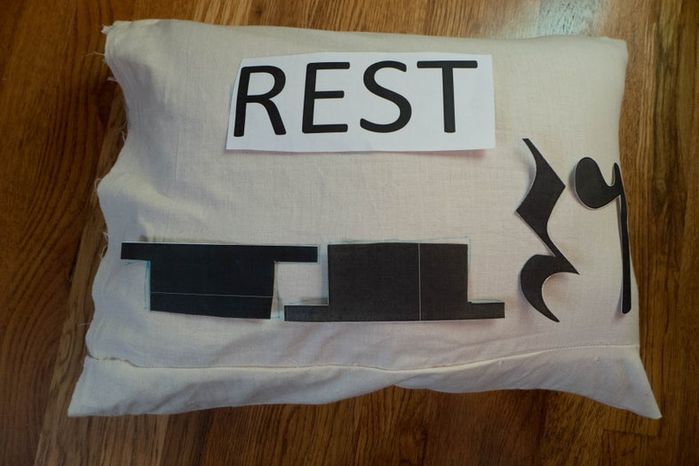 手工刺绣枕头制作教程-第4张图片-趣作屋 手工刺绣枕头制作教程-第4张图片-趣作屋