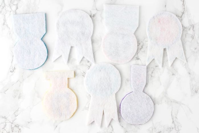 手工刺绣奖章贴片制作指南-第22张图片-趣作屋