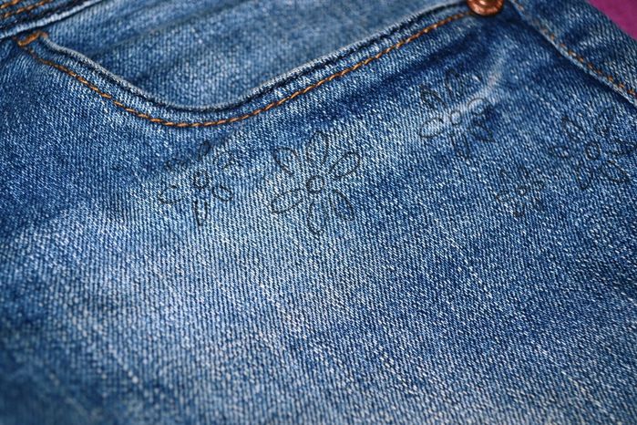 低成本DIY刺绣牛仔裤教程-第3张图片-趣作屋 低成本DIY刺绣牛仔裤教程-第3张图片-趣作屋