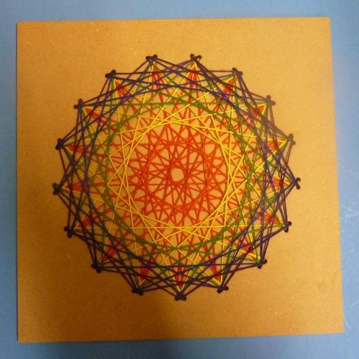 DIY弦艺术螺旋图案制作教程-第8张图片-趣作屋