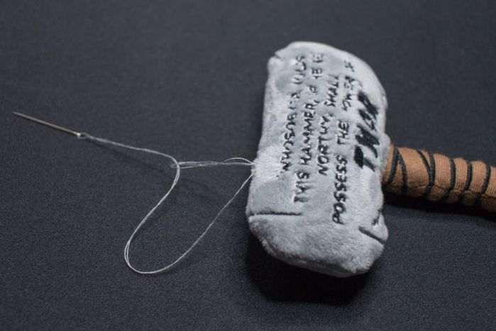 新手妈妈必看:安全Mjölnir毛绒玩具手工制作教程-第39张图片-趣作屋 新手妈妈必看:安全Mjölnir毛绒玩具手工制作教程-第39张图片-趣作屋