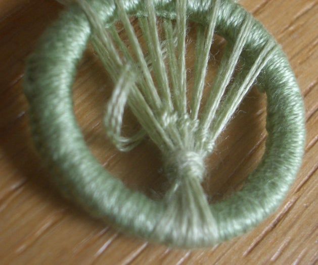 手工制作多塞特花束纽扣胸针教程-第14张图片-趣作屋