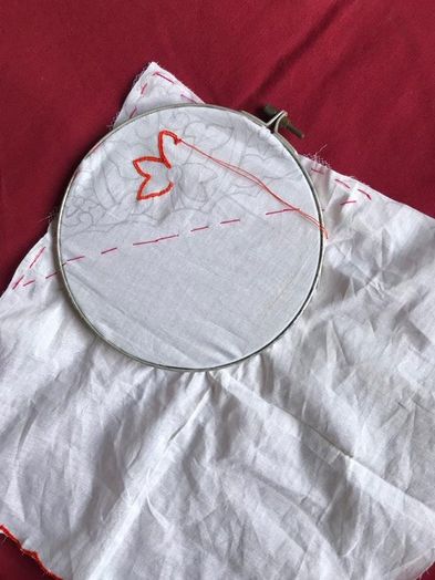 复古手帕手工刺绣教程:打造精美镂空网布手帕-第11张图片-趣作屋 复古手帕手工刺绣教程:打造精美镂空网布手帕-第11张图片-趣作屋