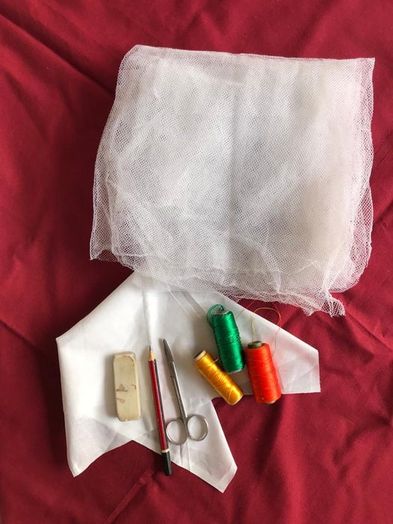 复古手帕手工刺绣教程:打造精美镂空网布手帕-第3张图片-趣作屋 复古手帕手工刺绣教程:打造精美镂空网布手帕-第3张图片-趣作屋