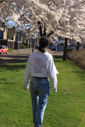 DIY牛仔夹克Sashiko刺绣教程:从零开始的创意手工改造-第3张图片-趣作屋 DIY牛仔夹克Sashiko刺绣教程:从零开始的创意手工改造-第3张图片-趣作屋