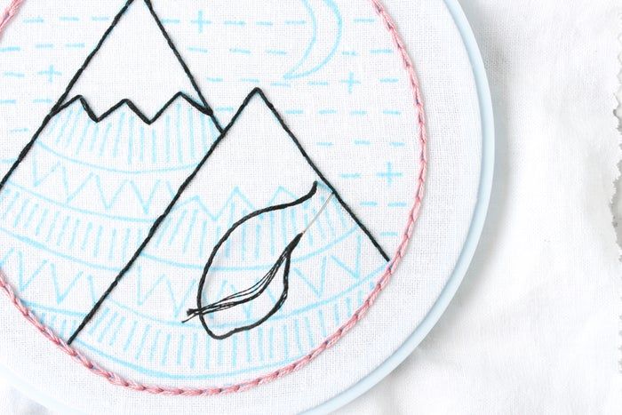 免费山景刺绣针法教程:掌握8种基础刺绣技巧-第32张图片-趣作屋 免费山景刺绣针法教程:掌握8种基础刺绣技巧-第32张图片-趣作屋